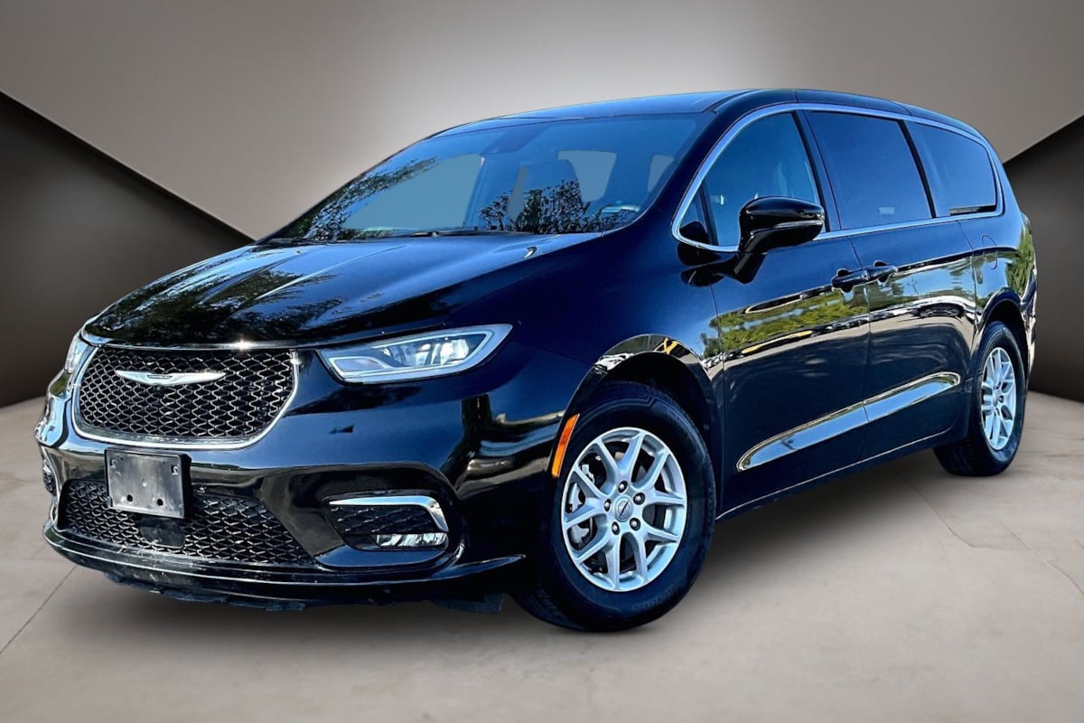 Chrysler Pacifica photo 36