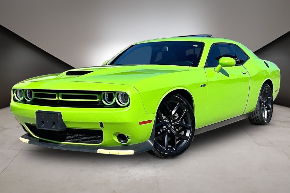 Dodge Challenger photo 36