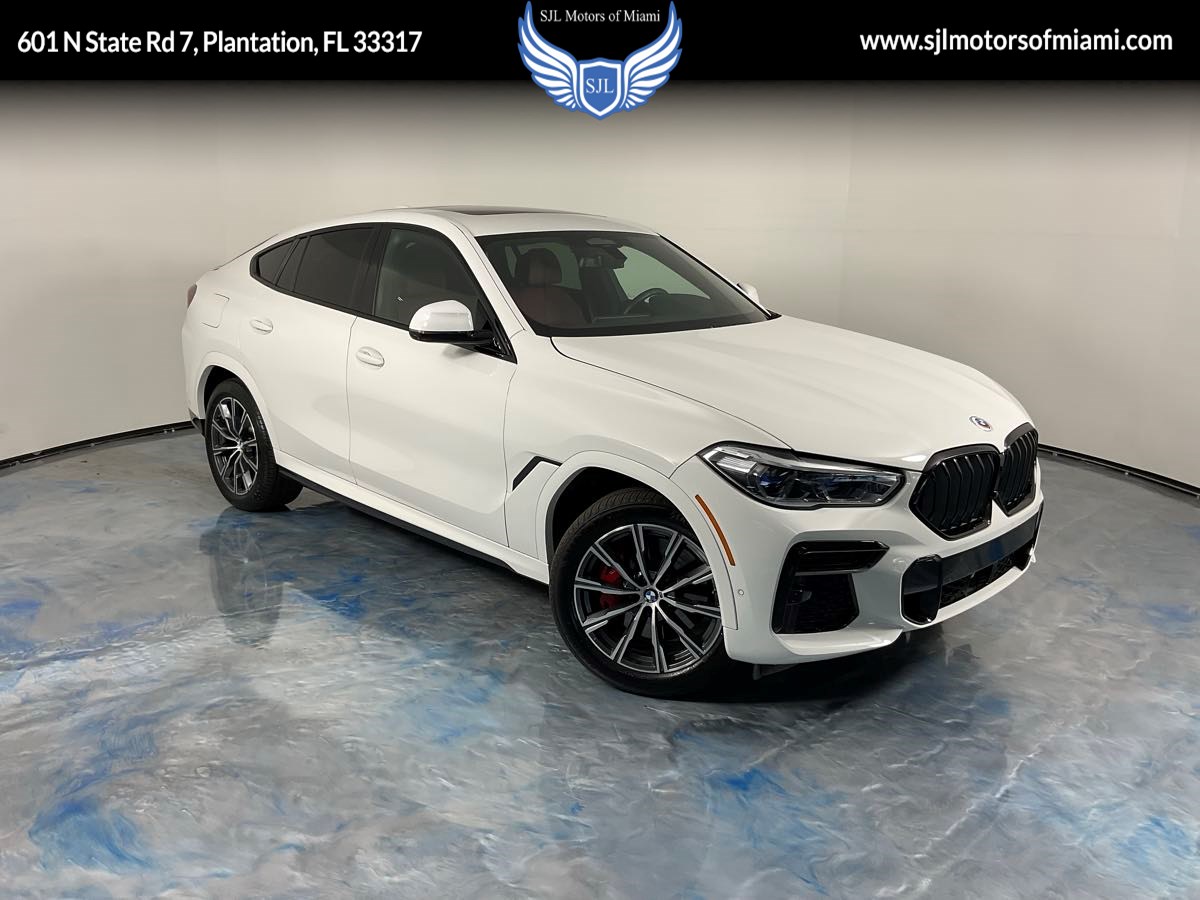 2022 BMW X6 M50i