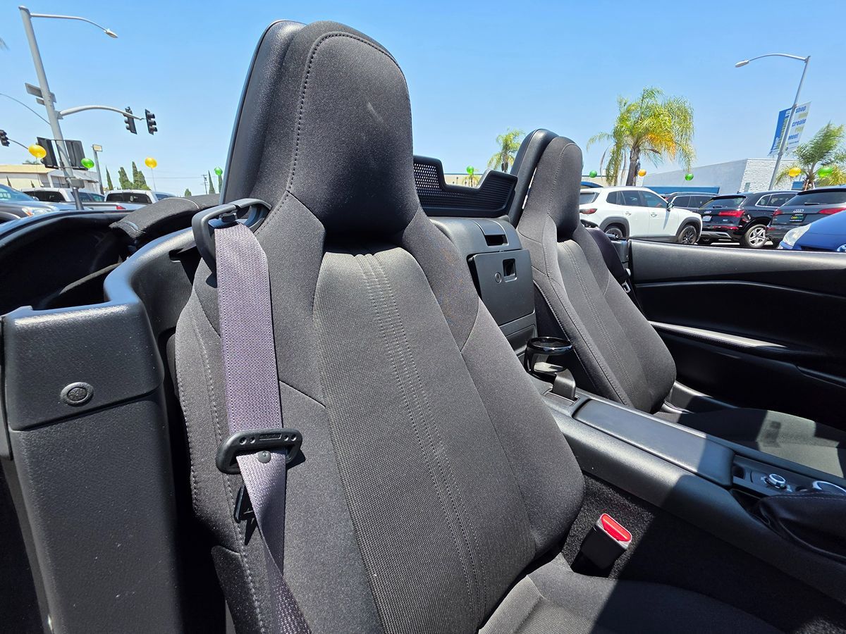 2022 Mazda MX-5 Miata Miata Sport photo 22
