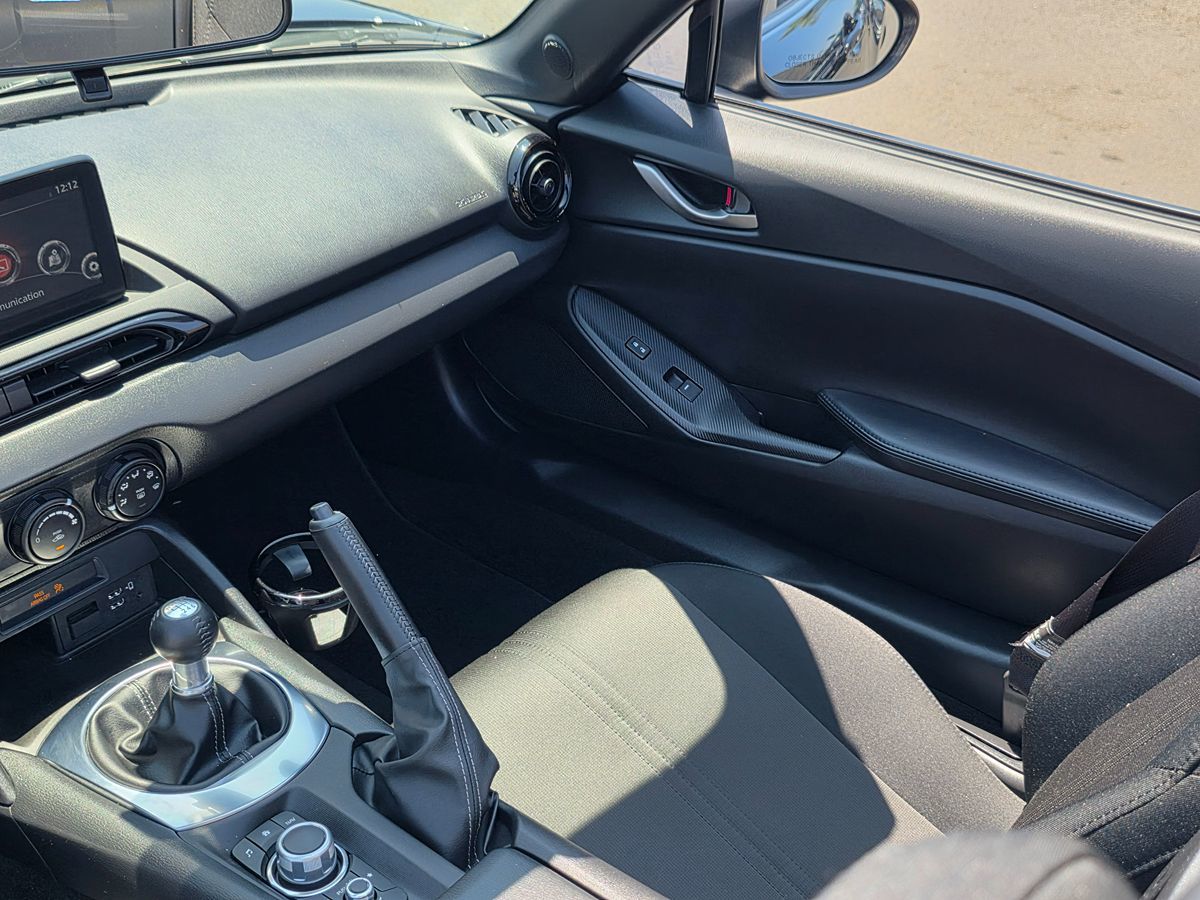 2022 Mazda MX-5 Miata Miata Sport photo 32