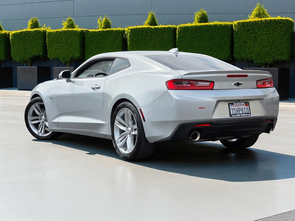 2016 Chevrolet Camaro 1LT photo 10