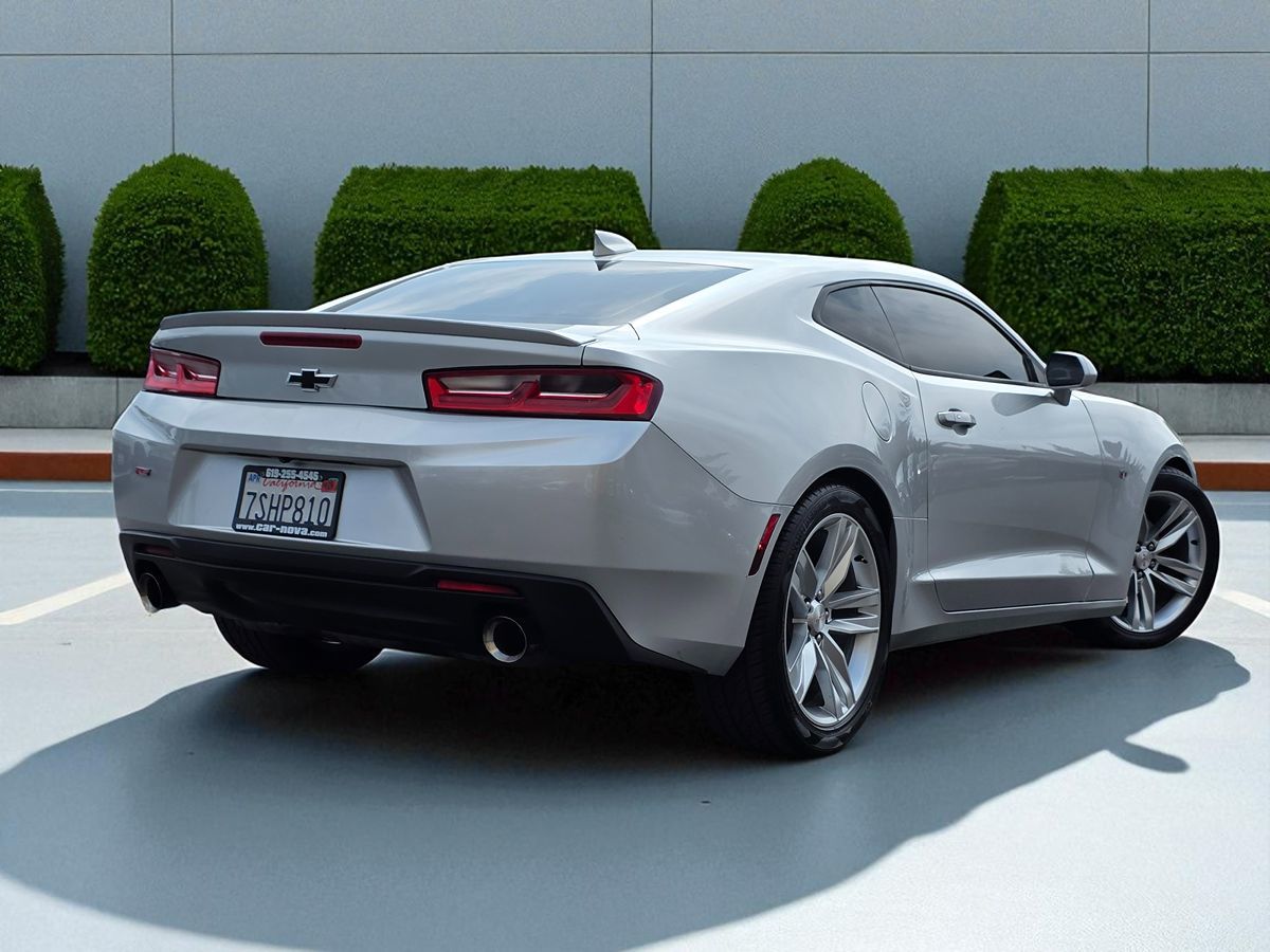 2016 Chevrolet Camaro 1LT photo 12