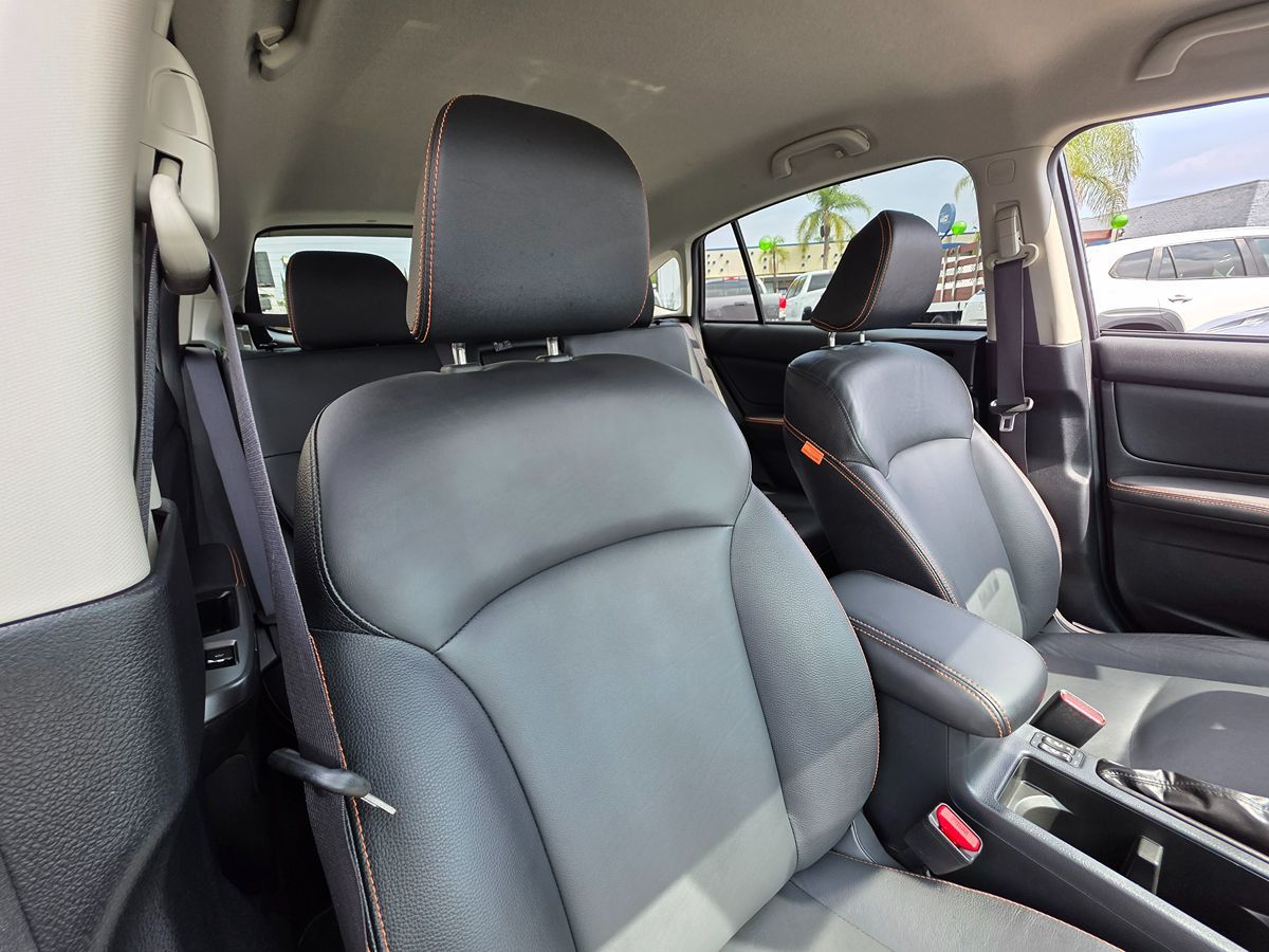 2017 Subaru Crosstrek Limited photo 19