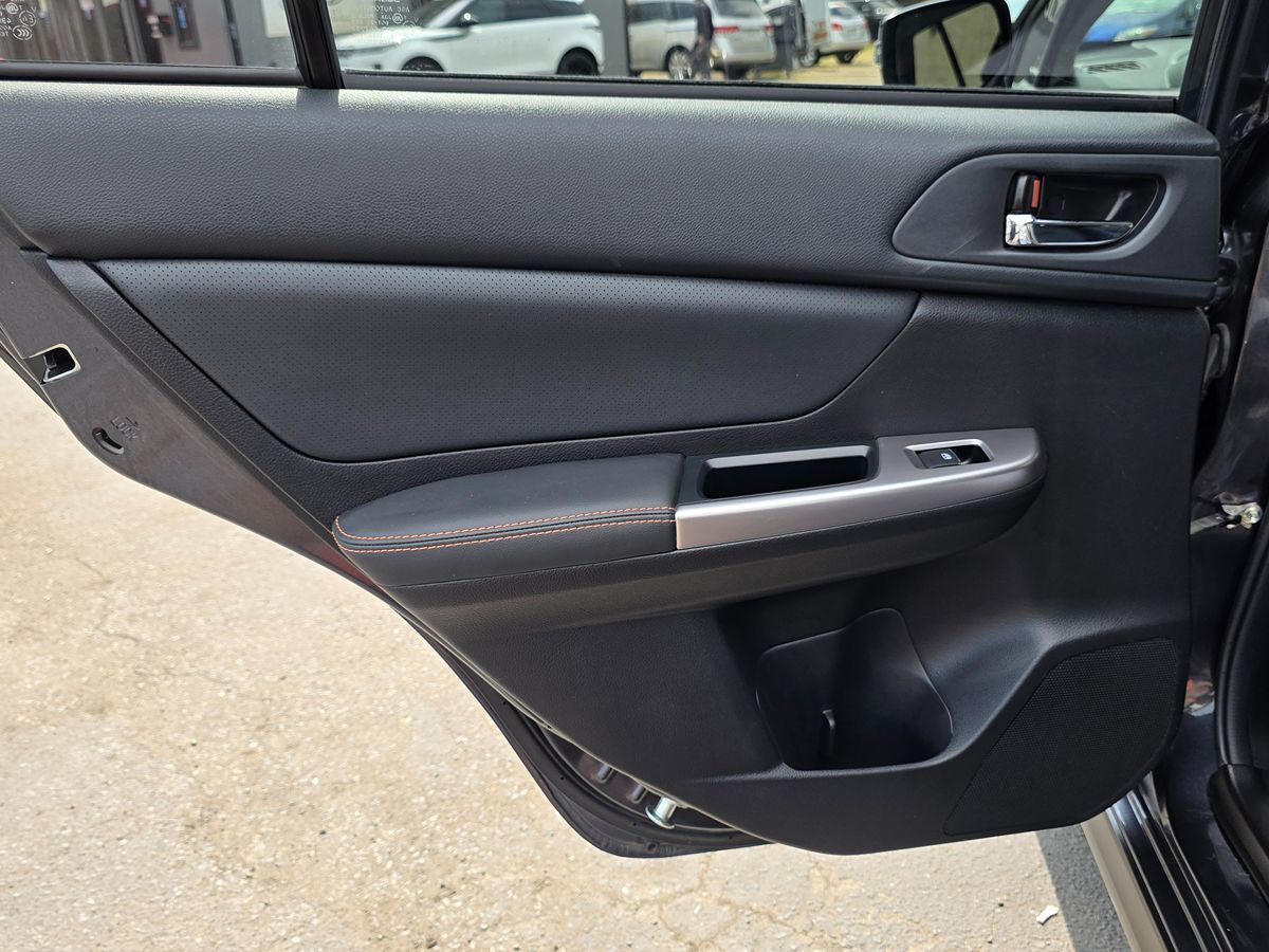 2017 Subaru Crosstrek Limited photo 29