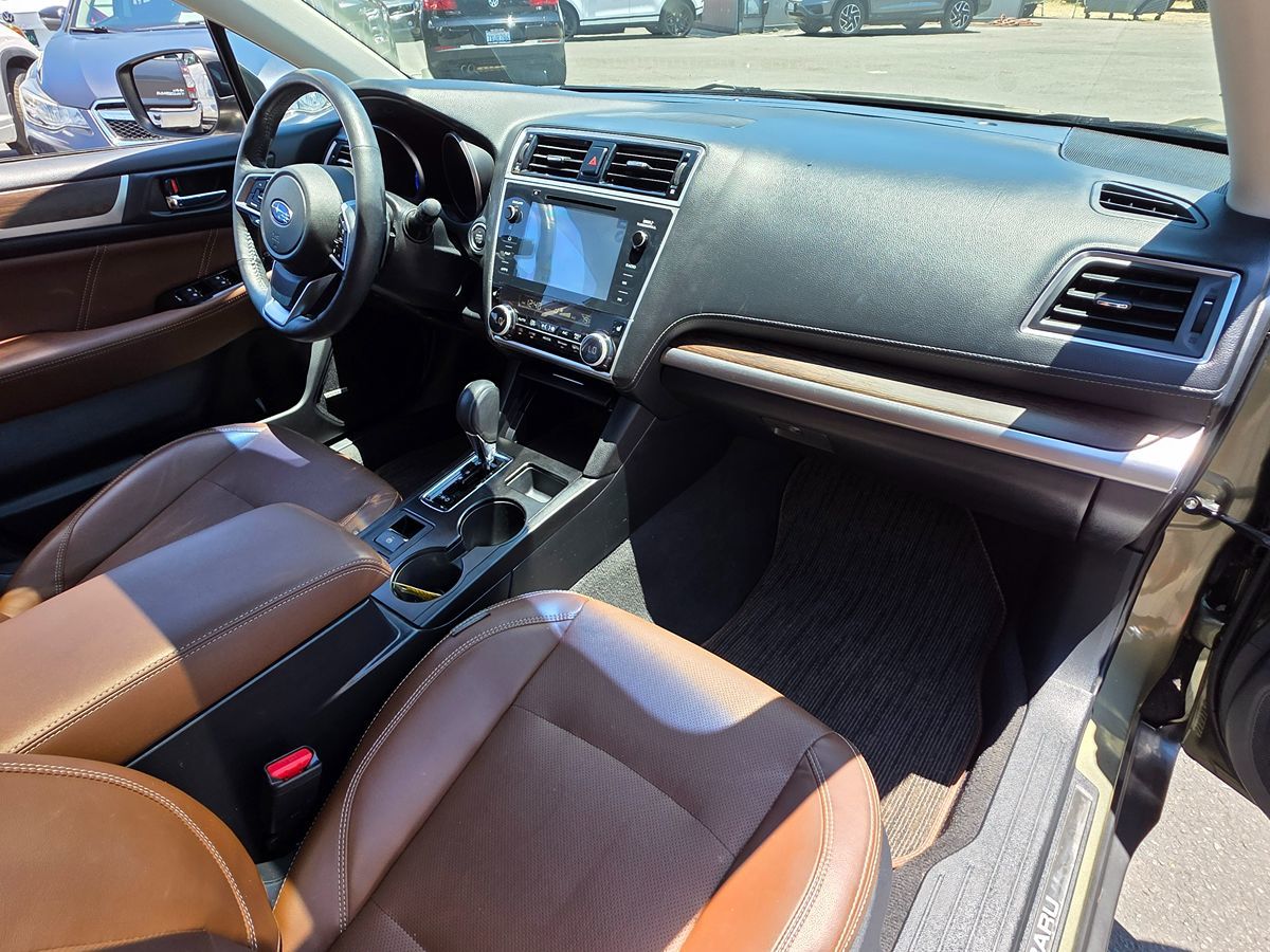 2019 Subaru Outback Touring photo 12