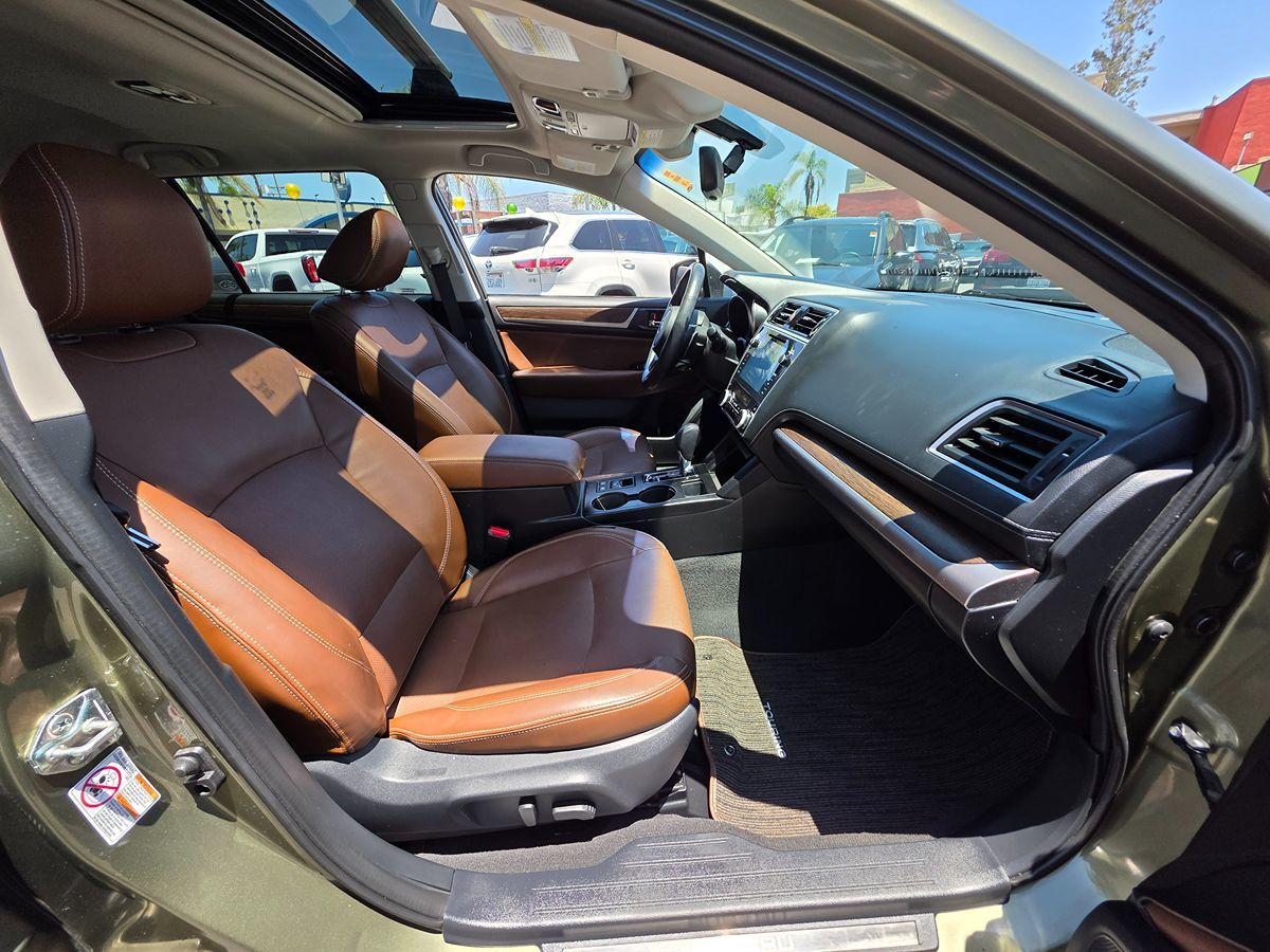 2019 Subaru Outback Touring photo 15