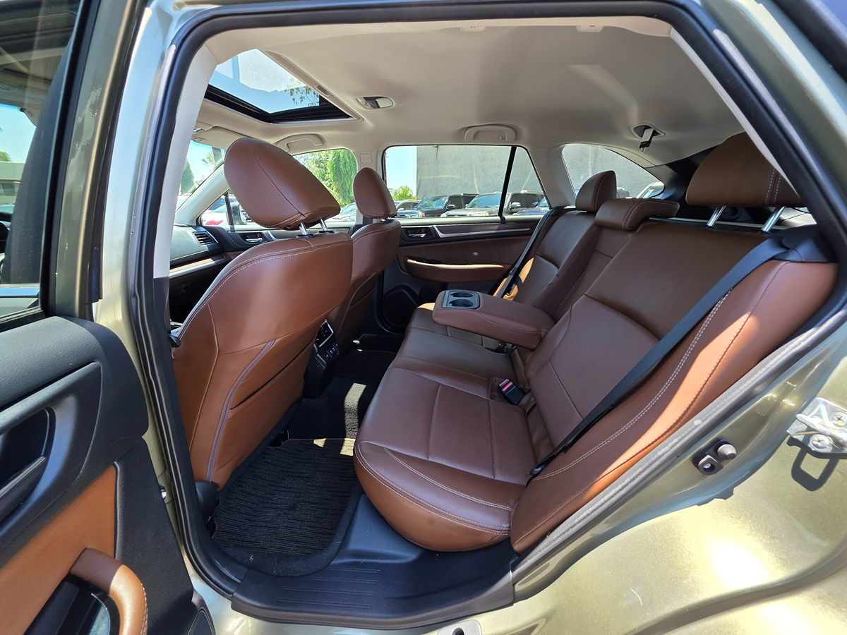 2019 Subaru Outback Touring photo 25