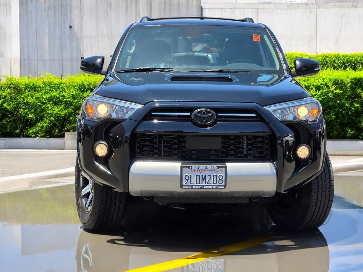 2020 Toyota 4Runner TRD Premium 4WD photo 5