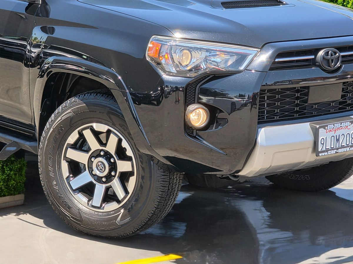 2020 Toyota 4Runner TRD Premium 4WD photo 4