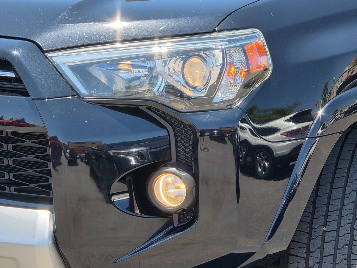 2020 Toyota 4Runner TRD Premium 4WD photo 7