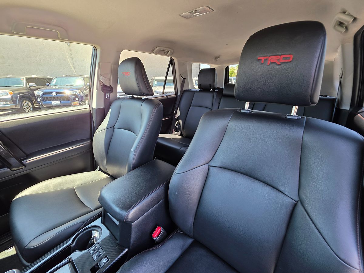2020 Toyota 4Runner TRD Premium 4WD photo 25