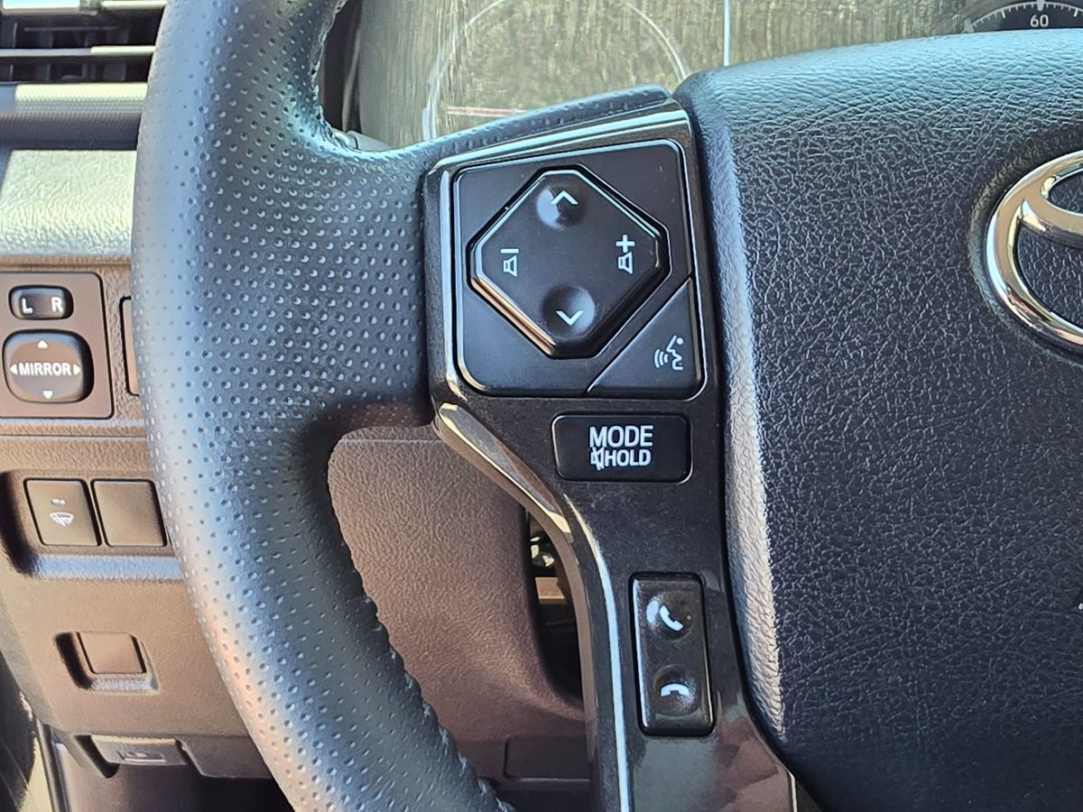 2020 Toyota 4Runner TRD Premium 4WD photo 33