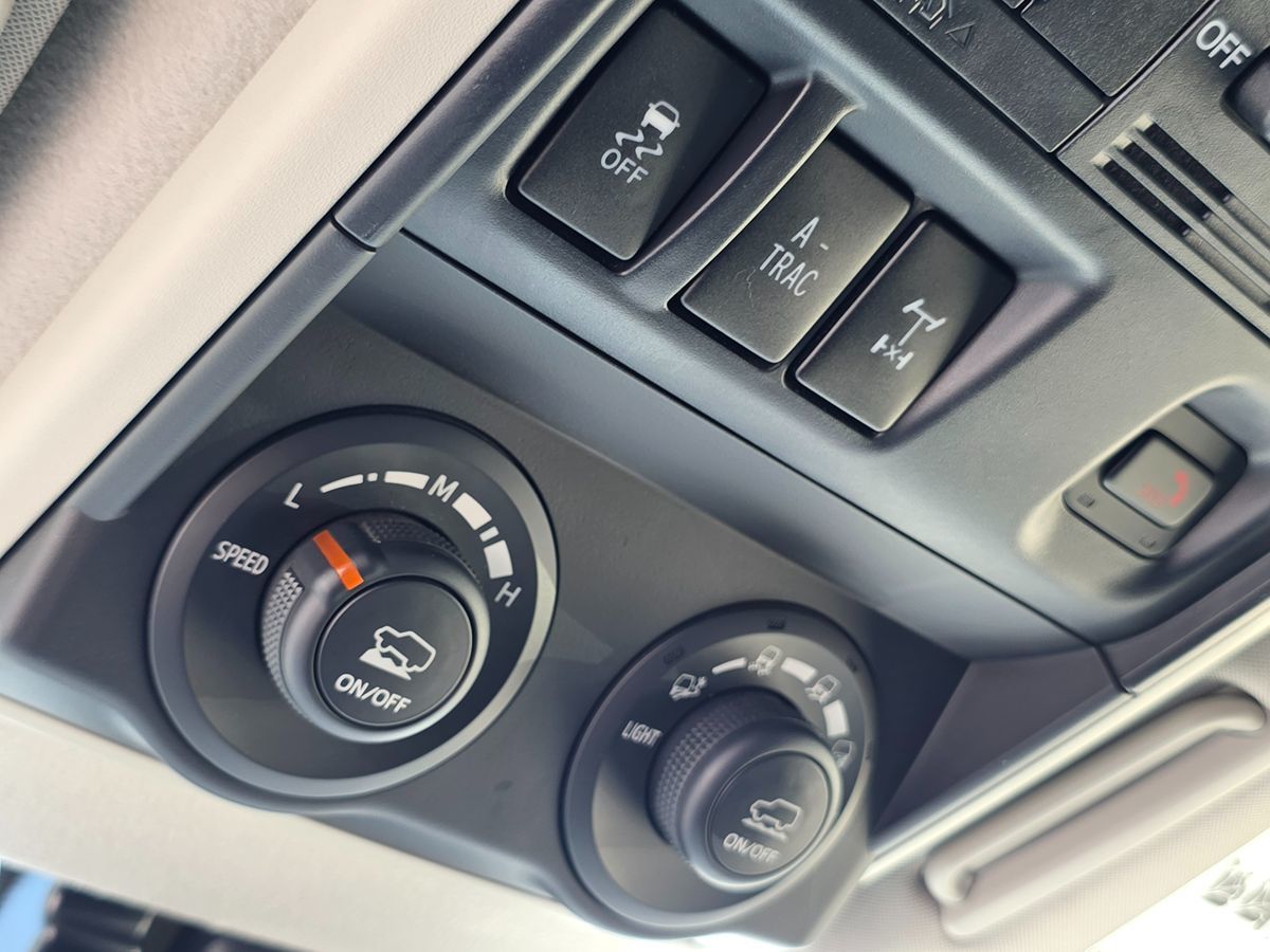 2020 Toyota 4Runner TRD Premium 4WD photo 46