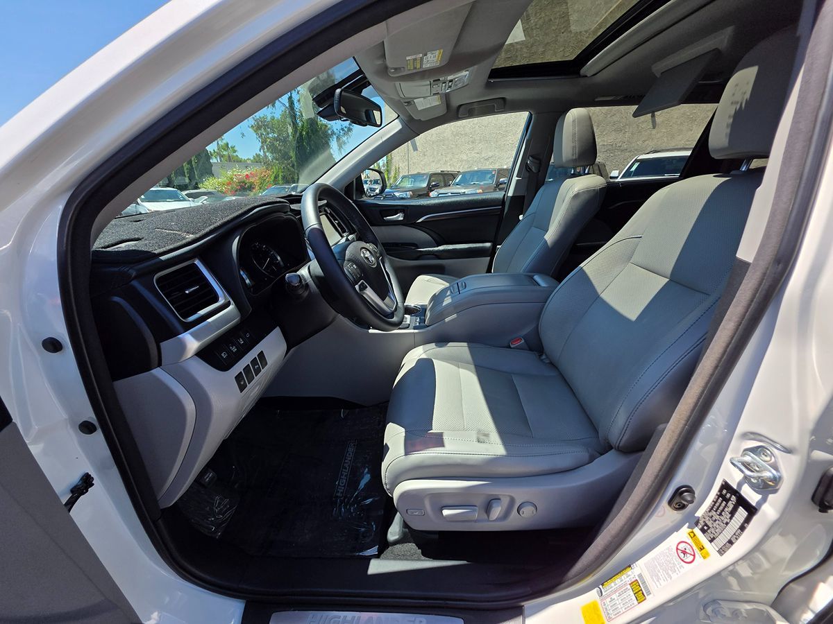 2015 Toyota Highlander Hybrid Limited photo 20