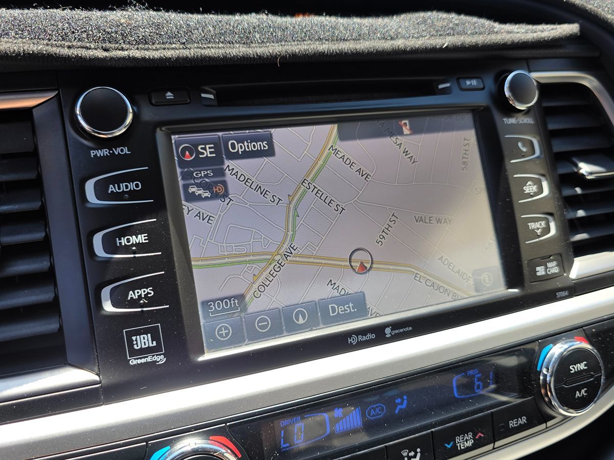 2015 Toyota Highlander Hybrid Limited photo 36