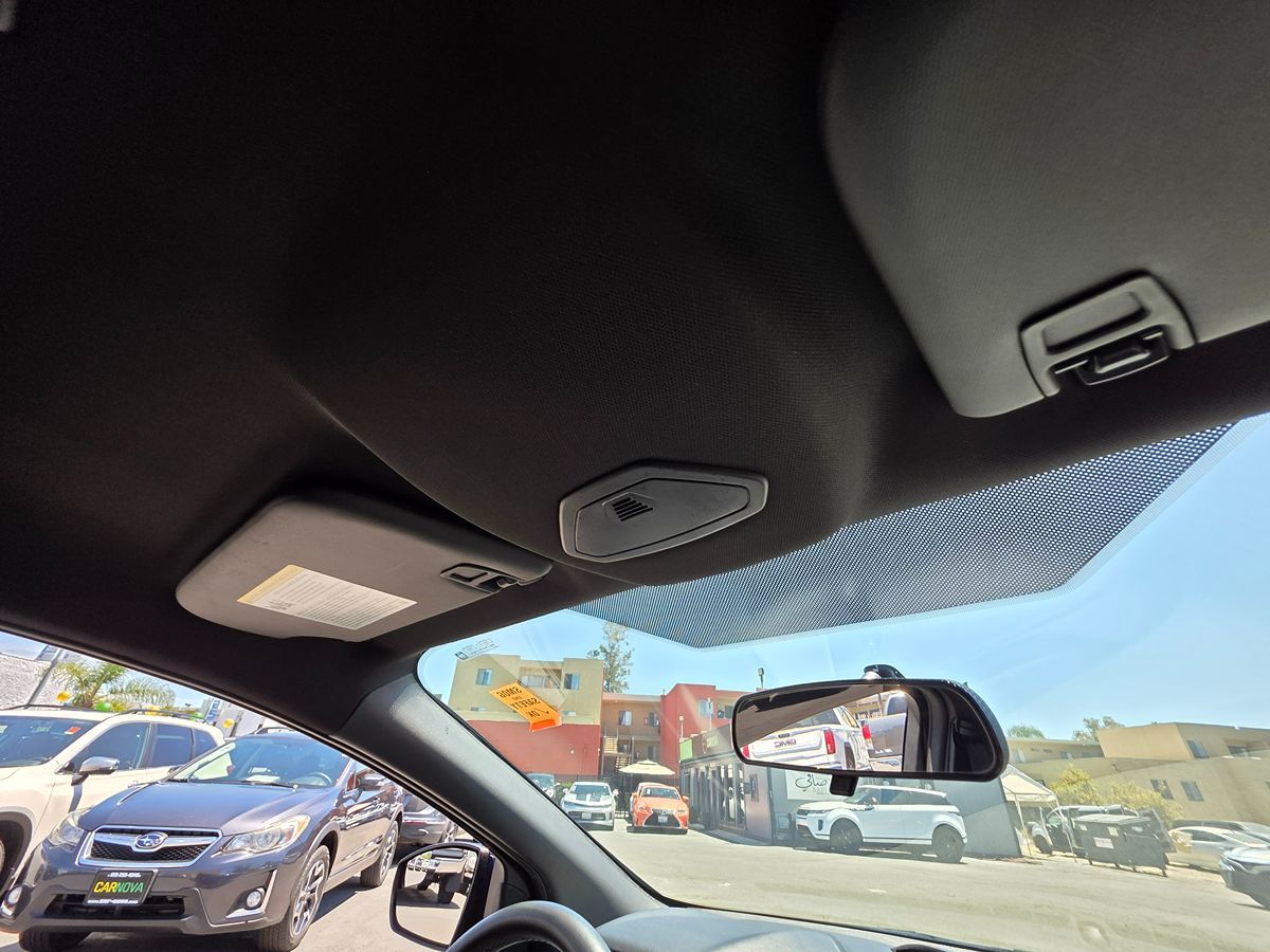 2017 Ford Focus ST photo 17