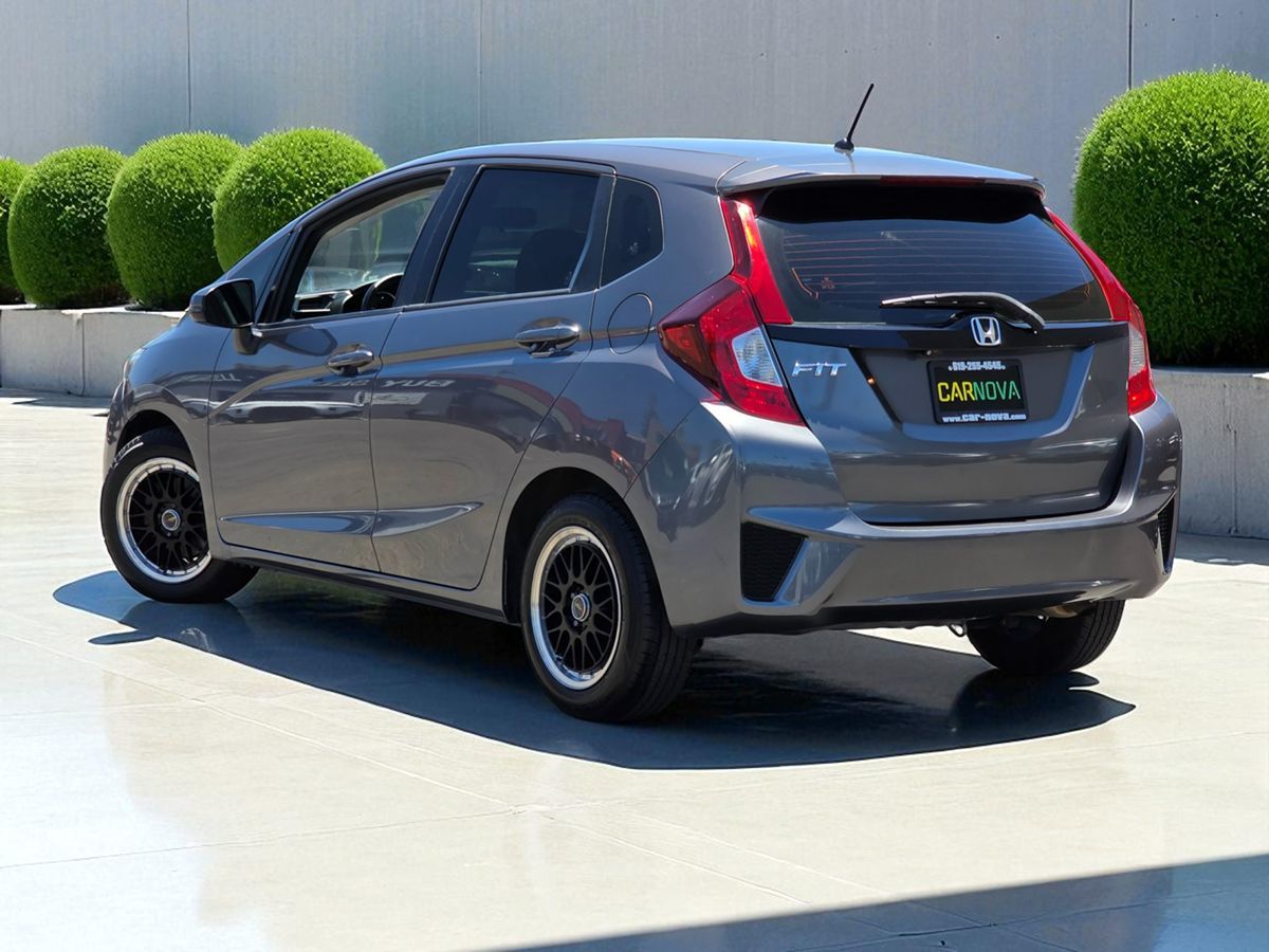 2017 Honda Fit LX photo 10