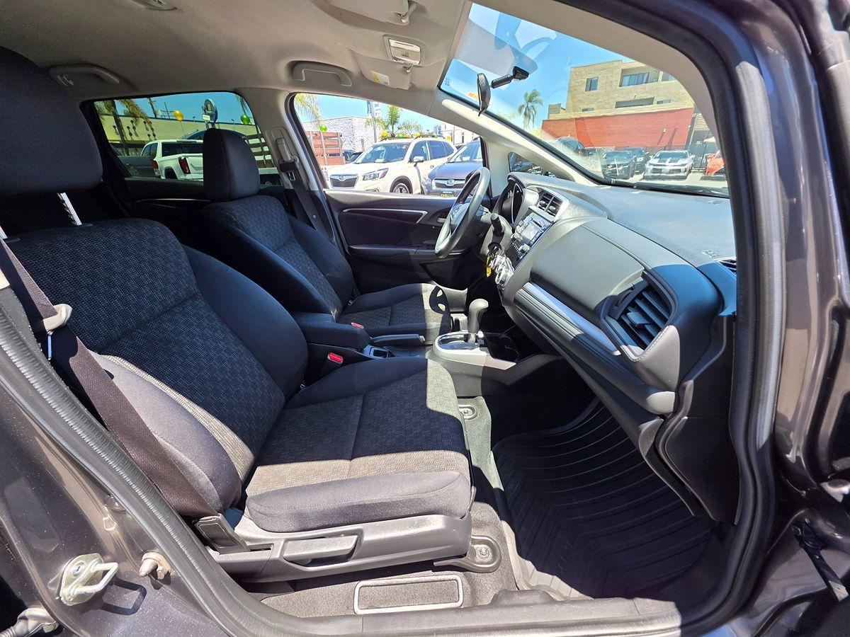 2017 Honda Fit LX photo 15