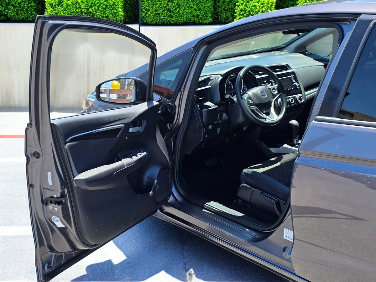 2017 Honda Fit LX photo 41
