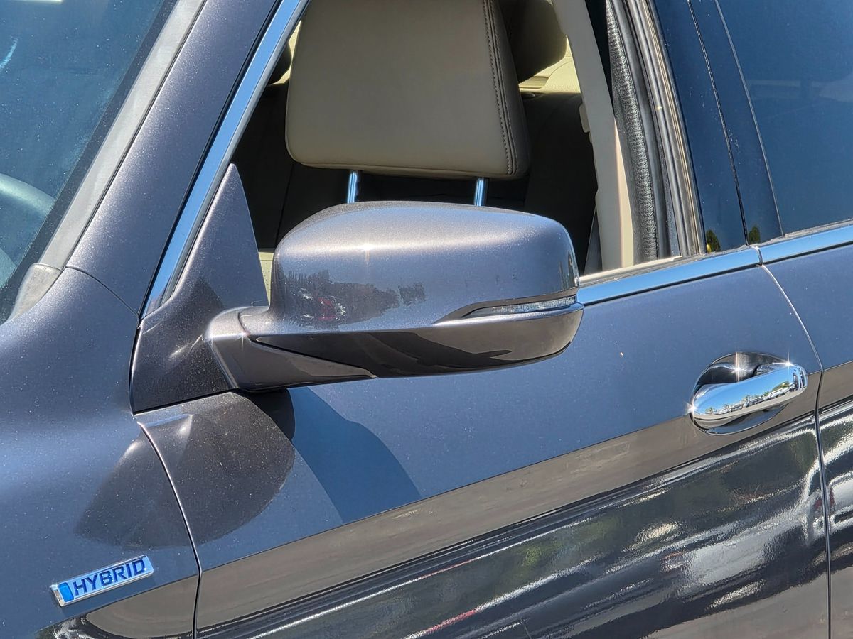 2017 Honda Accord Hybrid EX-L photo 8