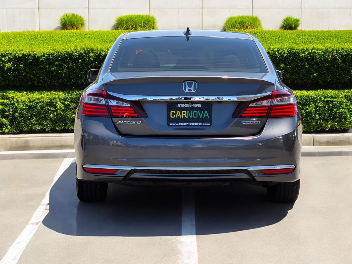 2017 Honda Accord Hybrid EX-L photo 10