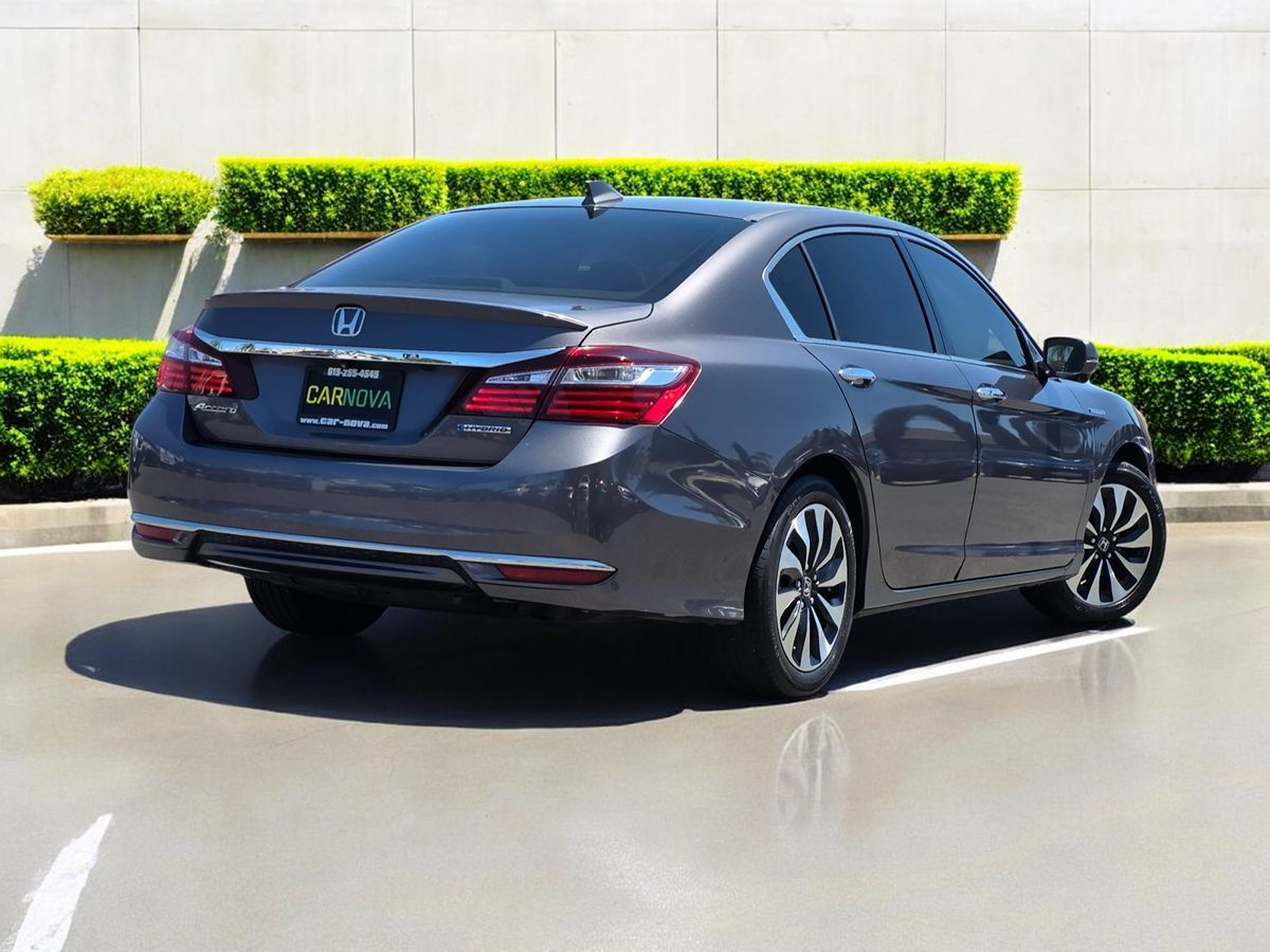 2017 Honda Accord Hybrid EX-L photo 11