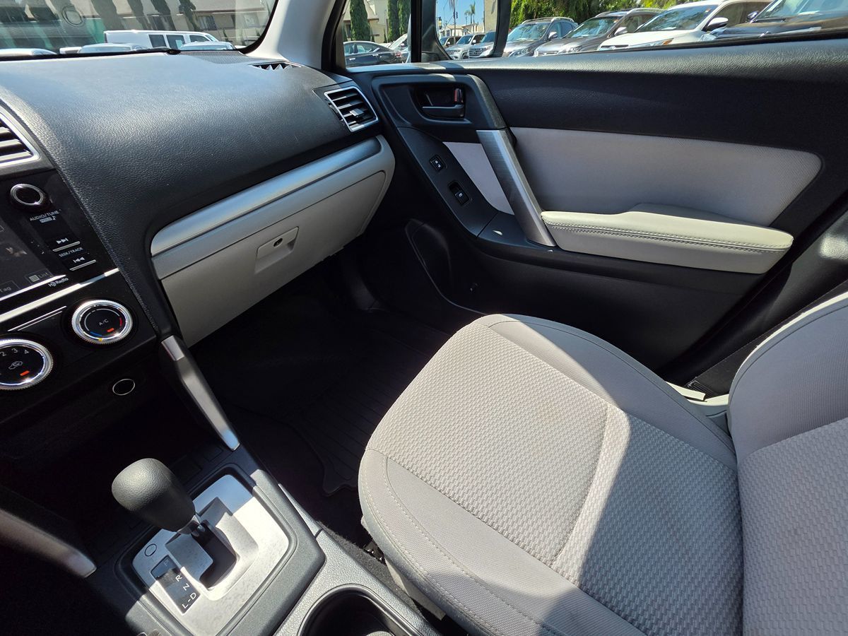 2016 Subaru Forester 2.5i photo 36