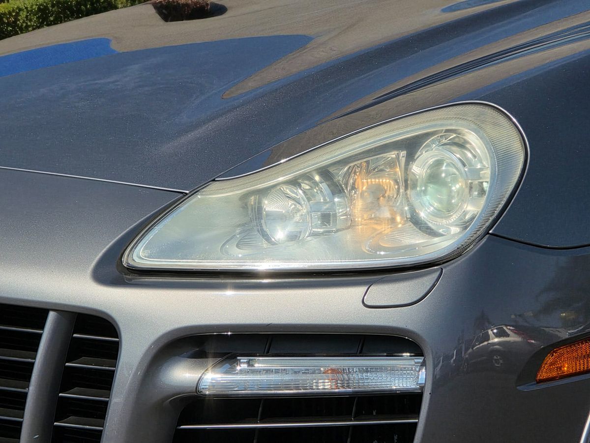 2008 Porsche Cayenne Turbo photo 7