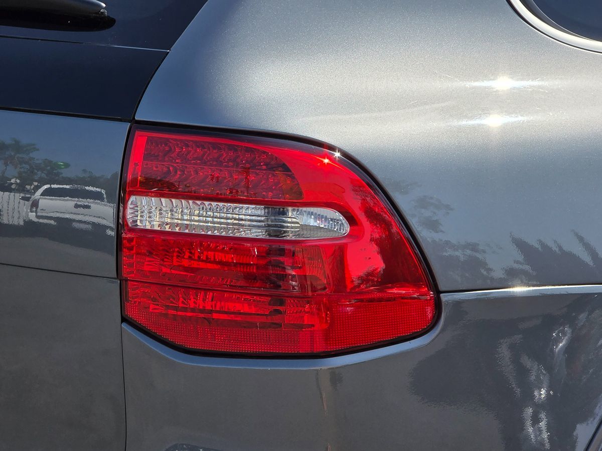 2008 Porsche Cayenne Turbo photo 14