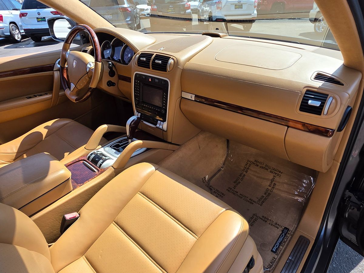 2008 Porsche Cayenne Turbo photo 15