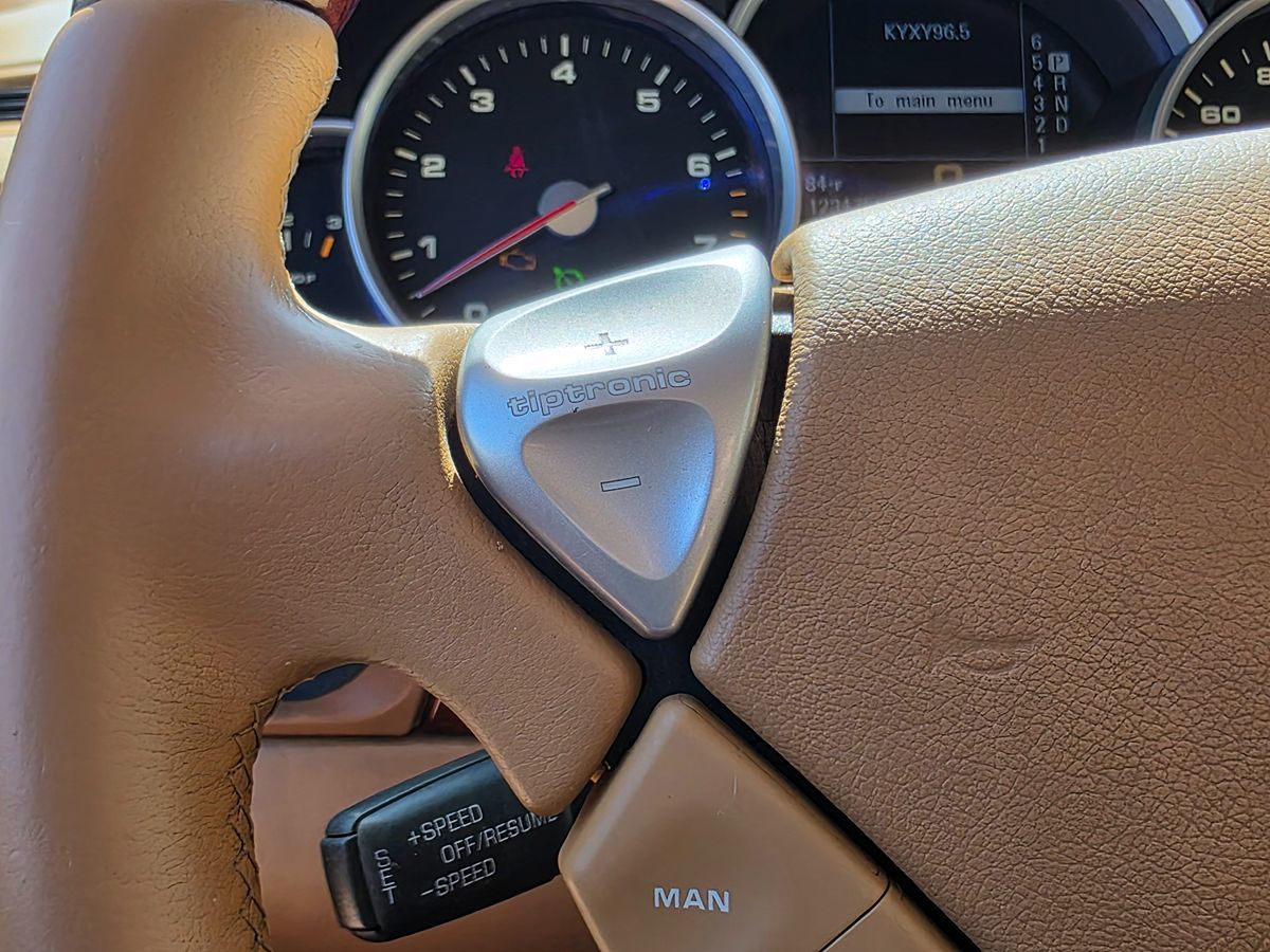 2008 Porsche Cayenne Turbo photo 33