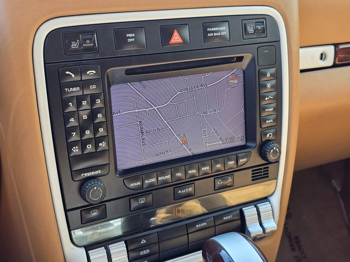 2008 Porsche Cayenne Turbo photo 36