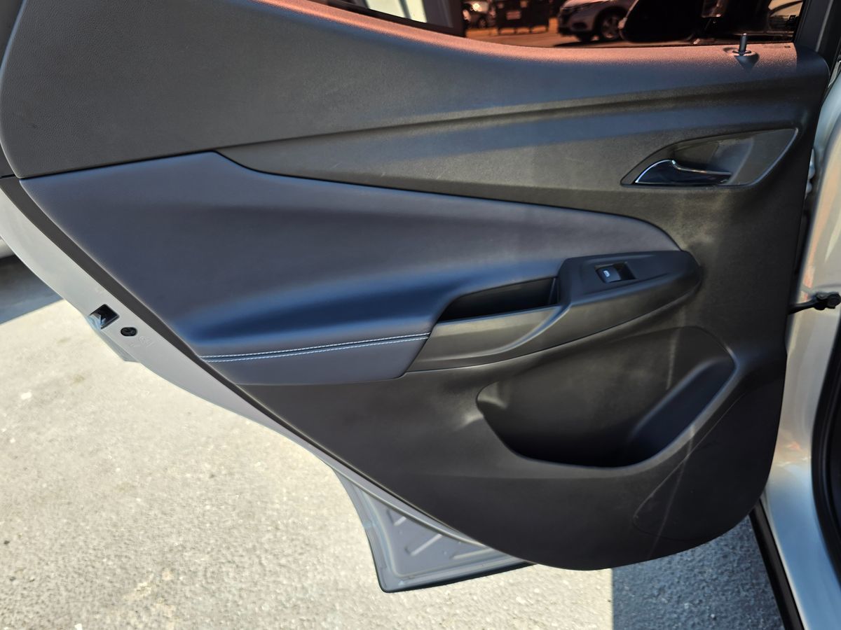 2022 Chevrolet Bolt EUV photo 23