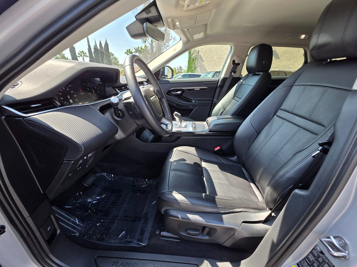 2020 Land Rover Range Rover Evoque S photo 6