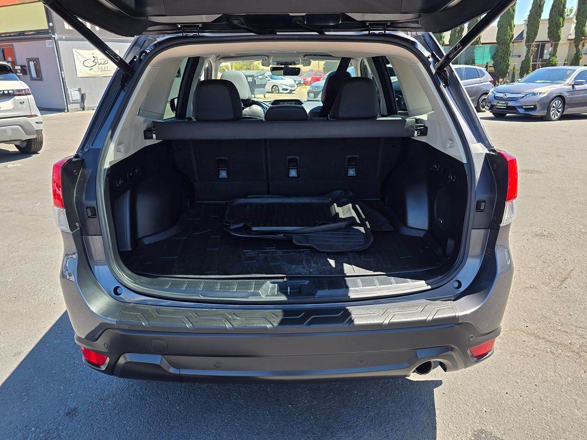 2020 Subaru Forester Limited photo 8