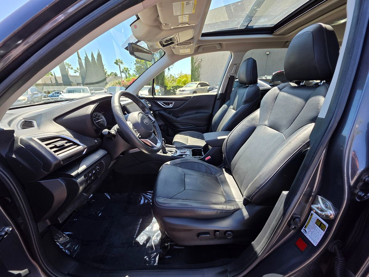 2020 Subaru Forester Limited photo 13