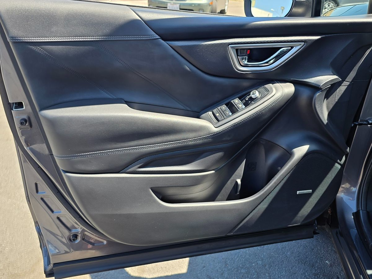 2020 Subaru Forester Limited photo 18