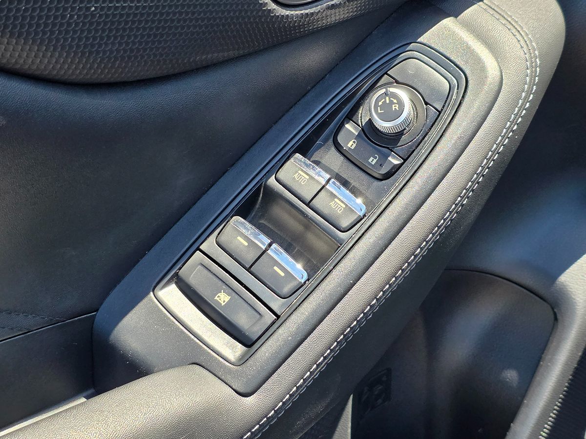 2020 Subaru Forester Limited photo 19