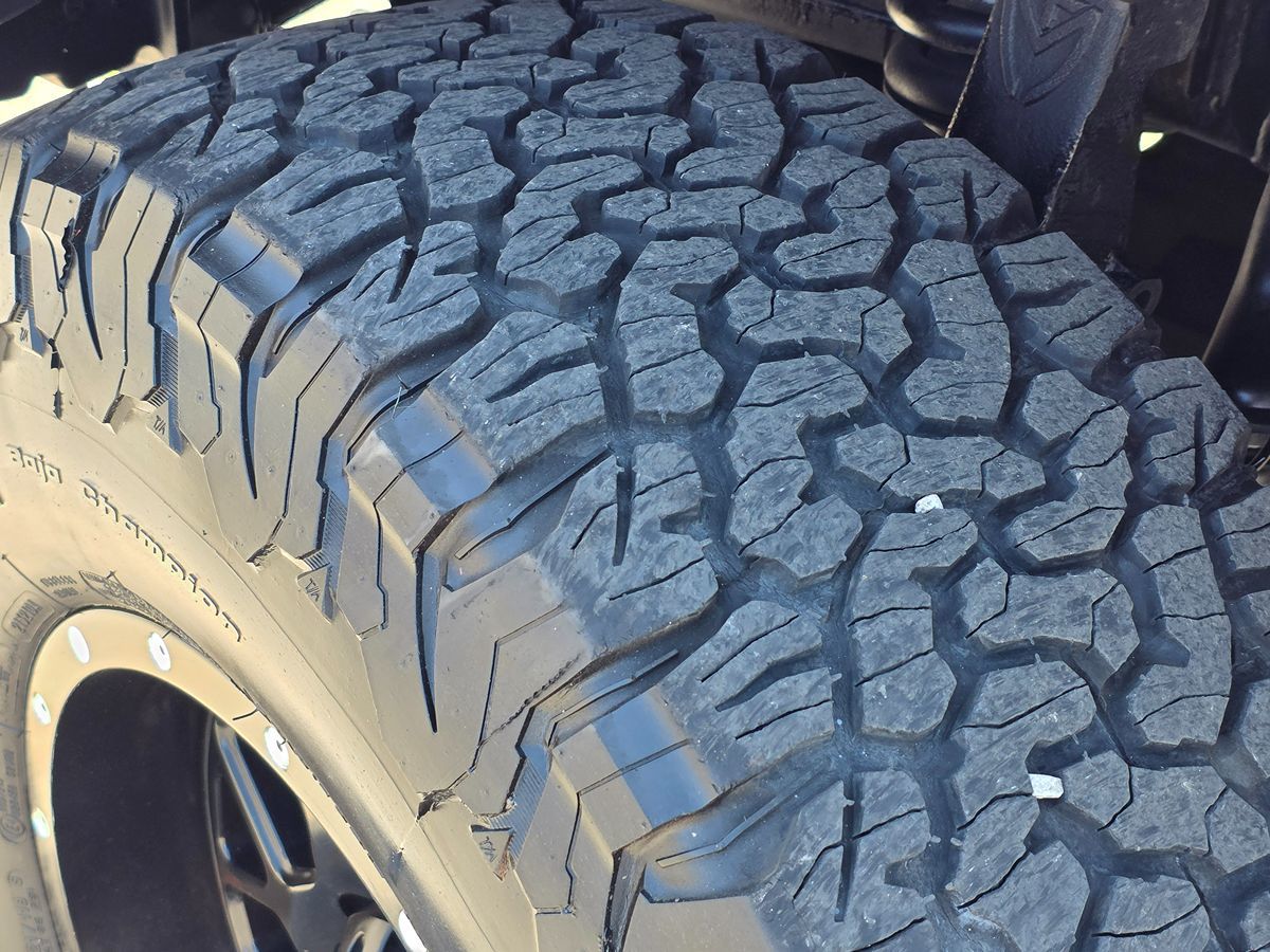 2014 Toyota Tacoma PreRunner TRD Off-Road photo 9
