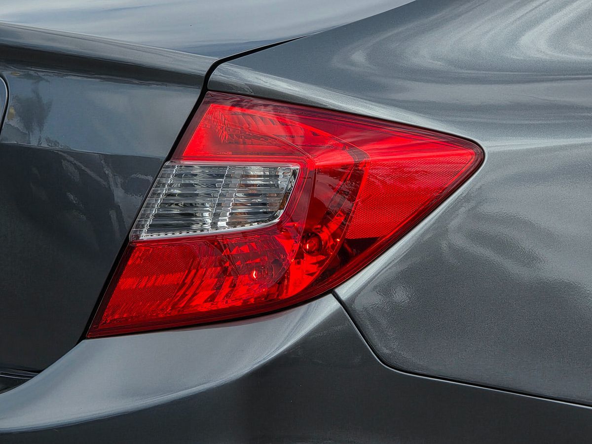 2012 Honda Civic LX photo 2