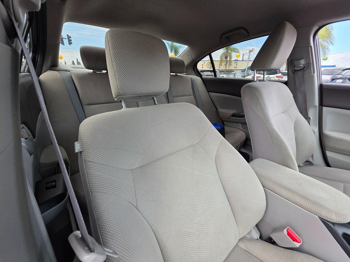 2012 Honda Civic LX photo 5