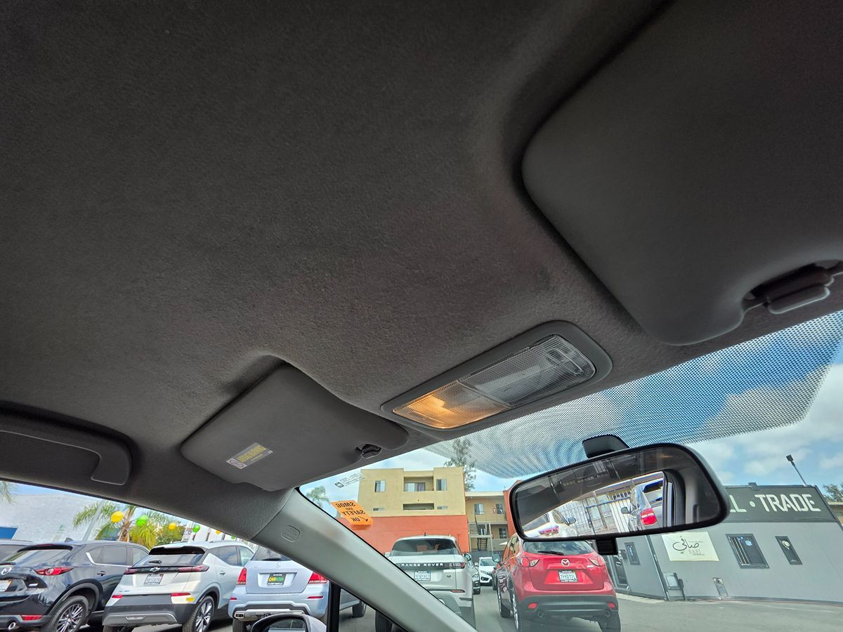 2012 Honda Civic LX photo 6