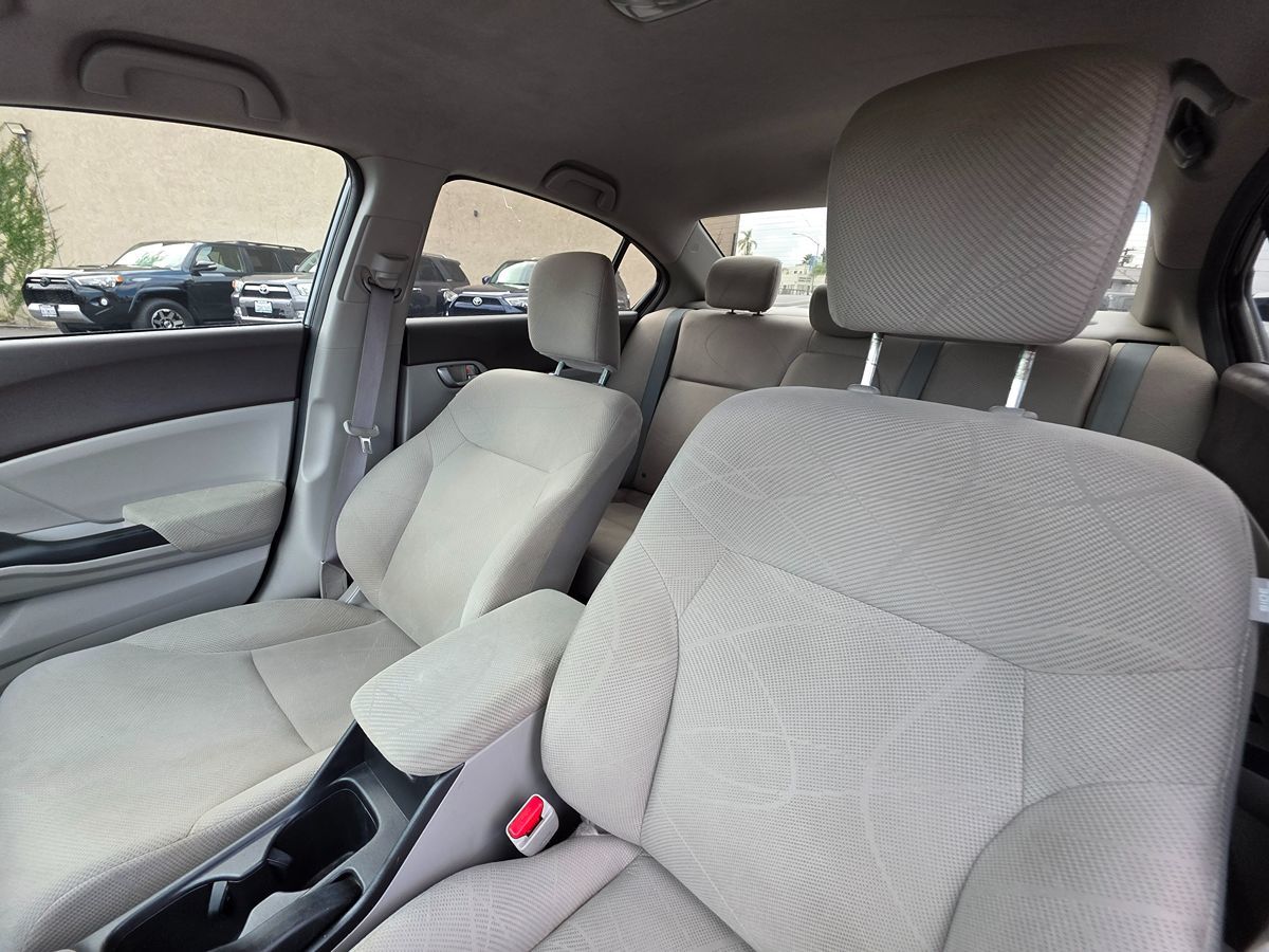 2012 Honda Civic LX photo 9