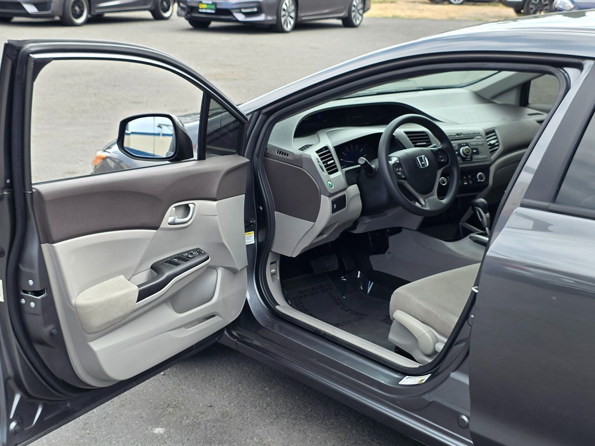2012 Honda Civic LX photo 30