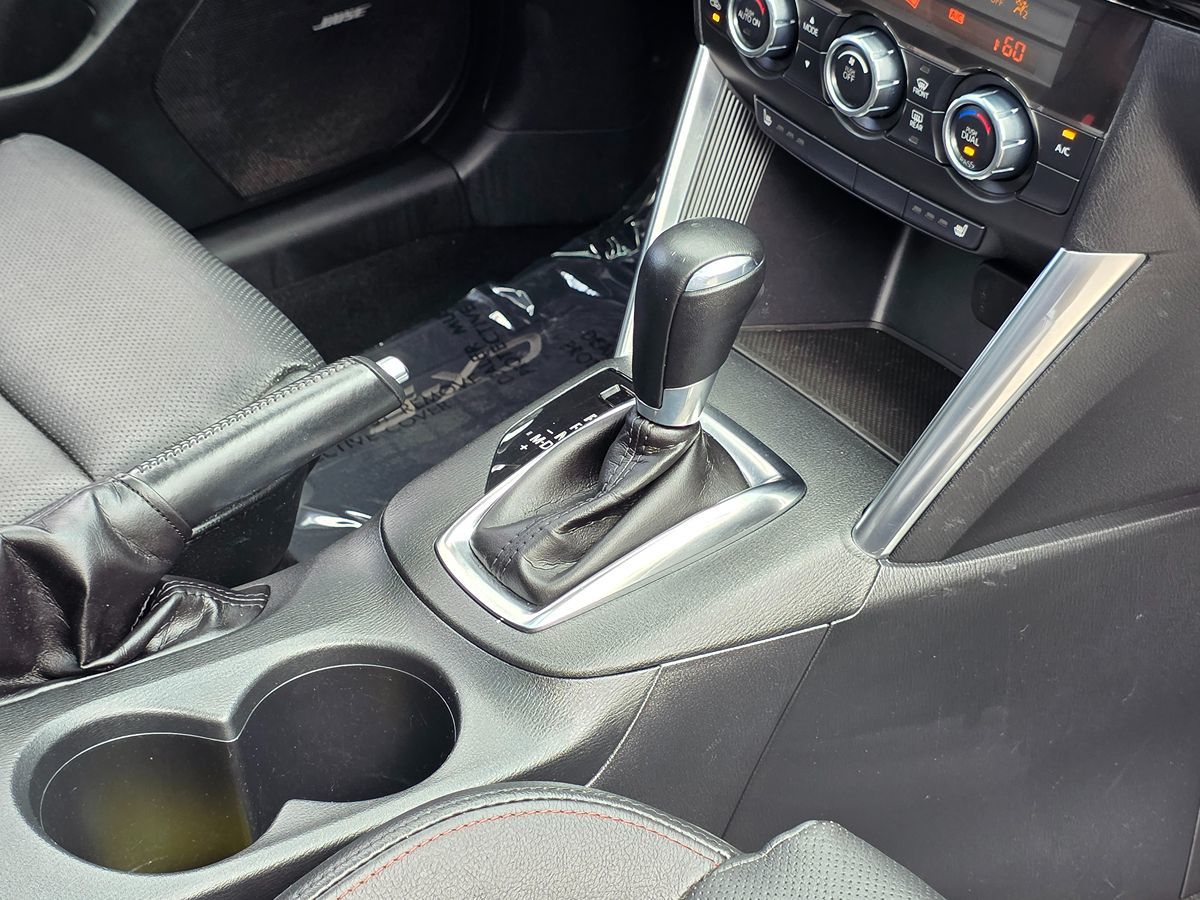 2015 Mazda CX-5 Grand Touring photo 4