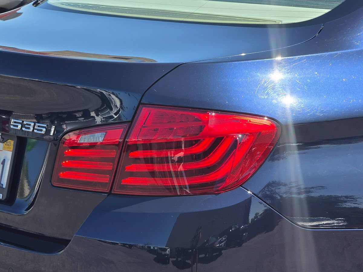 2014 Bmw 535i 5-Series photo 2