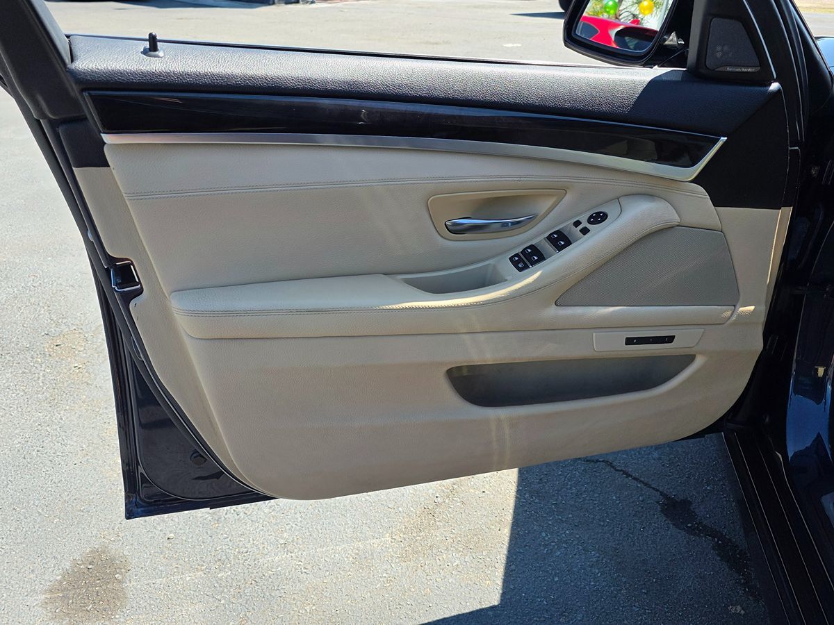 2014 Bmw 535i 5-Series photo 18