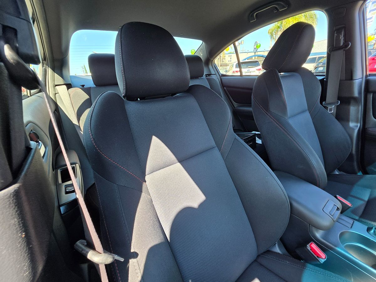 2017 Subaru WRX photo 7