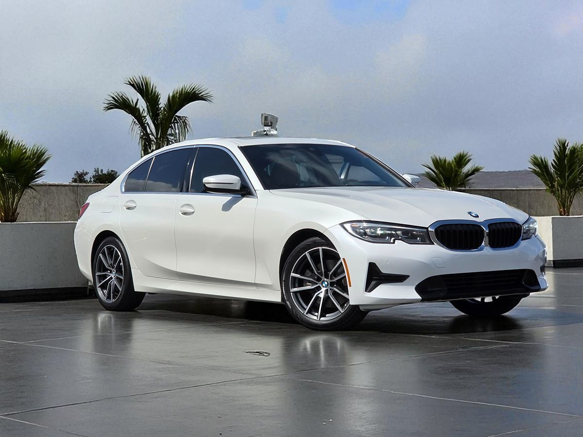 2021 Bmw 330i photo 2